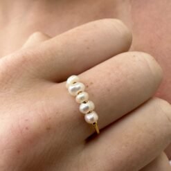 Dainty Pearl Ring