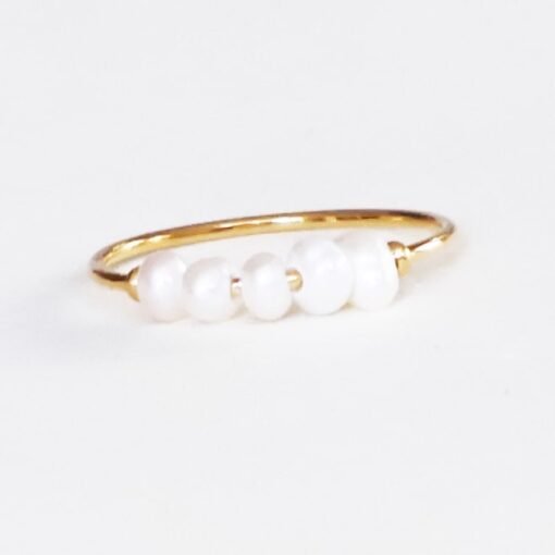 Dainty Pearl Ring