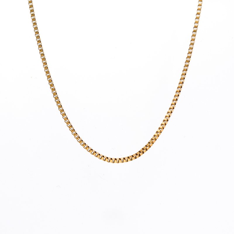Linea Necklace Gold