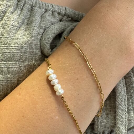 Mini Pearl Bracelet - Image 4
