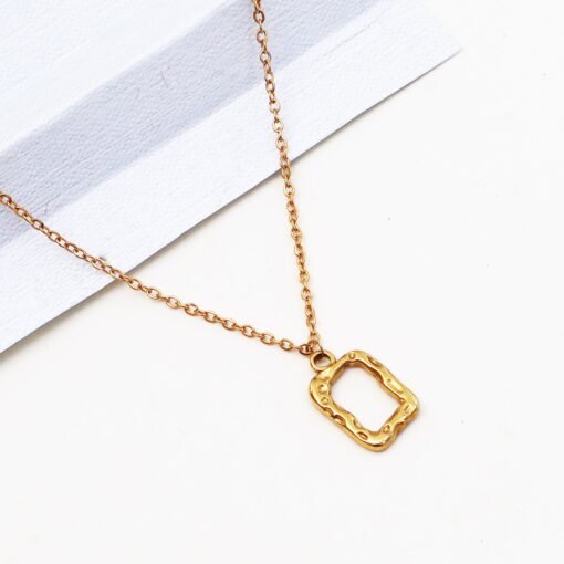 Jamie - Pendant Necklace