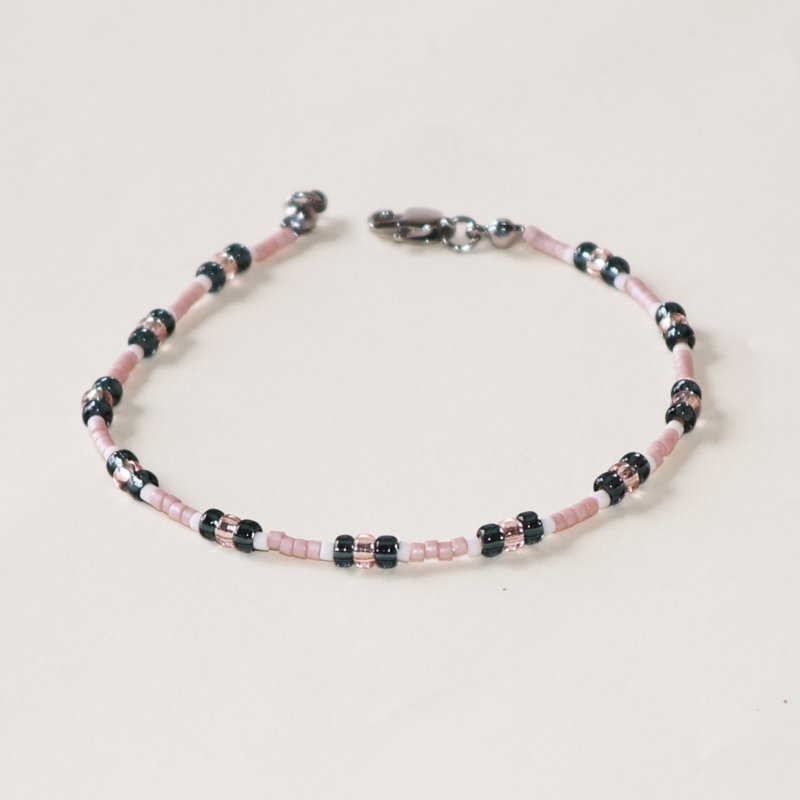 Montana Gleam Blush - Beaded Bracelet