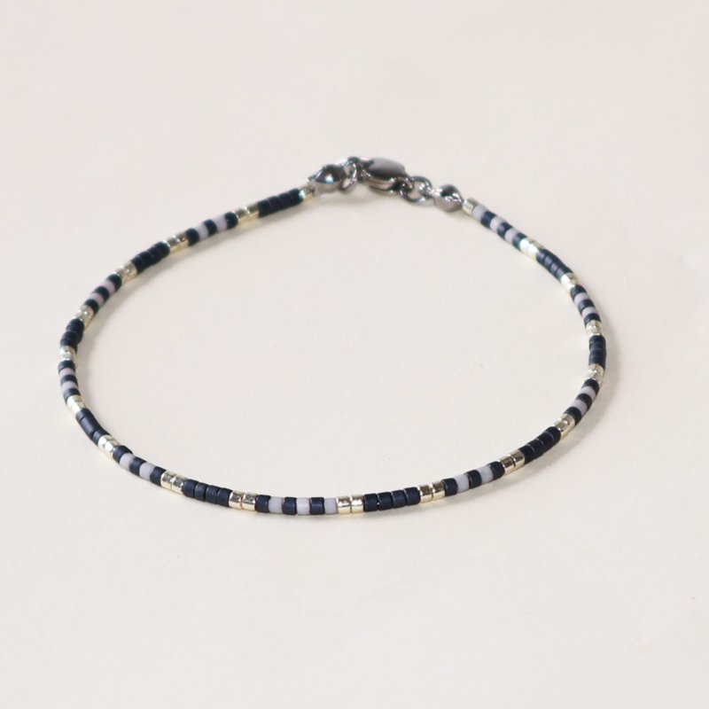 Weekend Grey - Beaded Bracelet